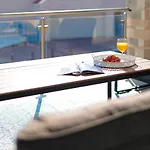 Sunny Icici- Sun 아파트