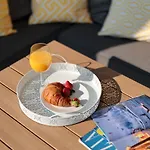 Sunny Icici- Sun Ičići