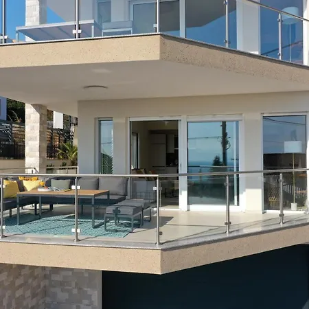 Sunny Icici- Sun Ičići